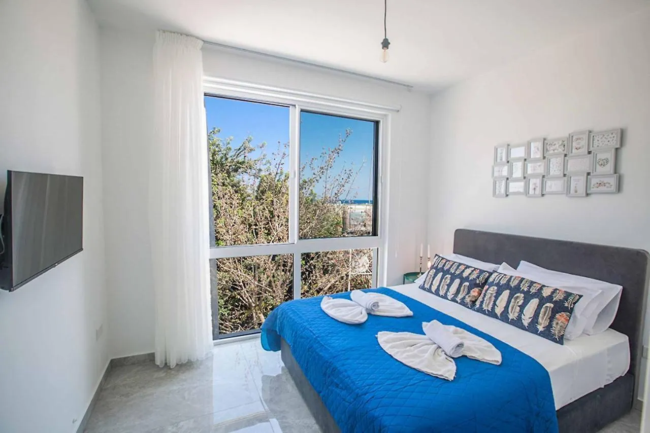 Villa Vie Blue 2 Protaras Zypern